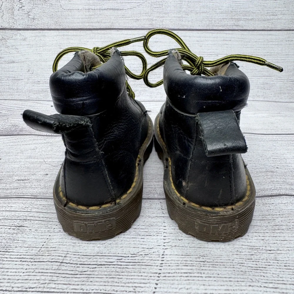 Dr Martens Kids Black Leather Lace Up Boots Made in England Little Kid size‎ 10
